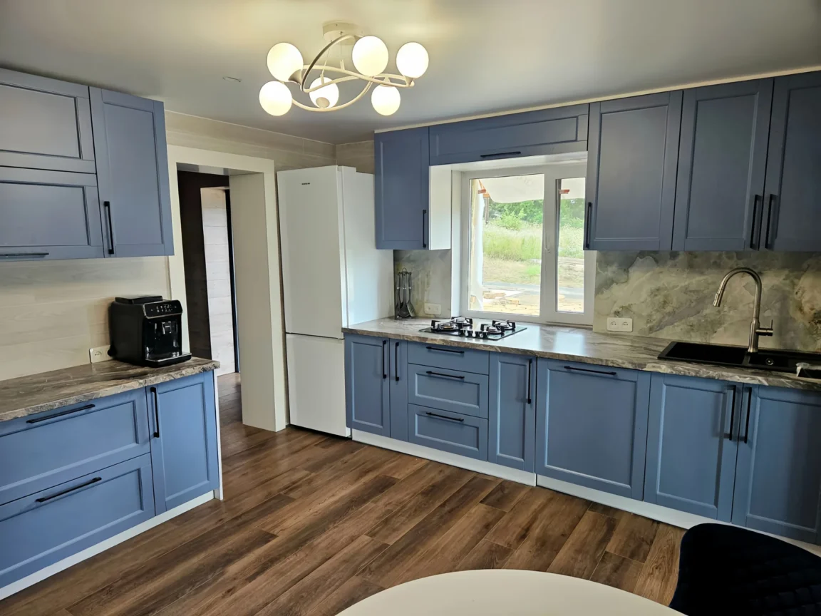 Classic blue kitchen front view