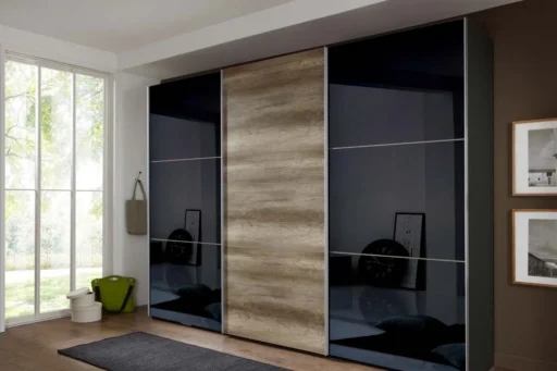 Sliding wardrobe 1621 front view