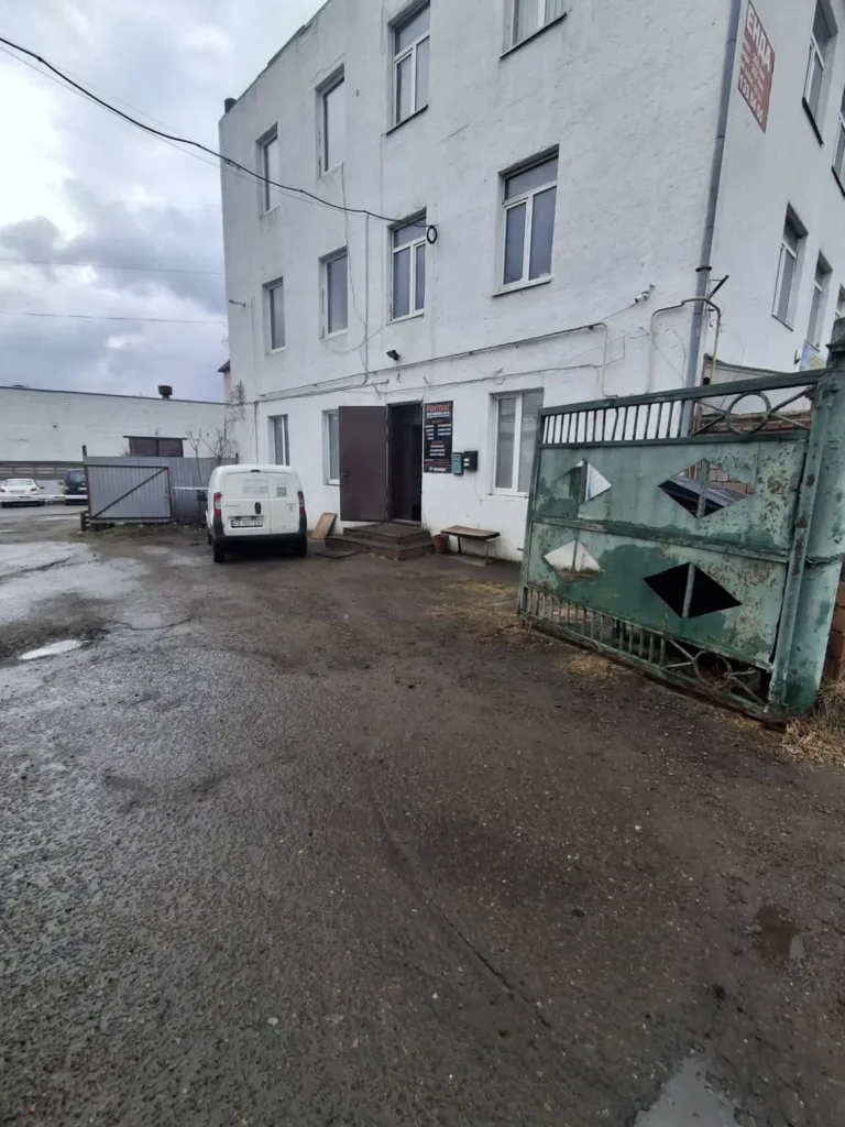 Building exterior and gate